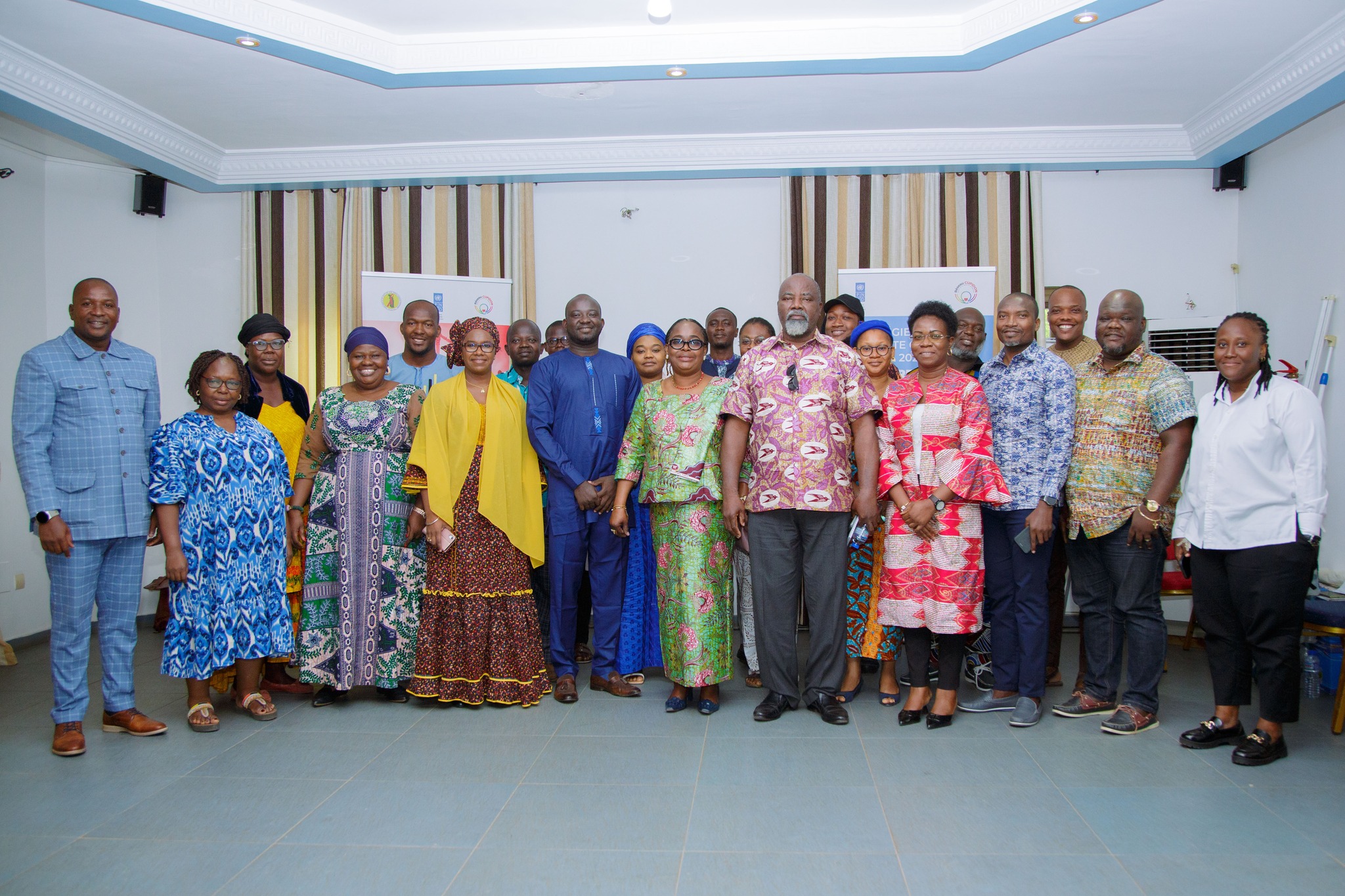 Strengthening knowledge on access to services for populations